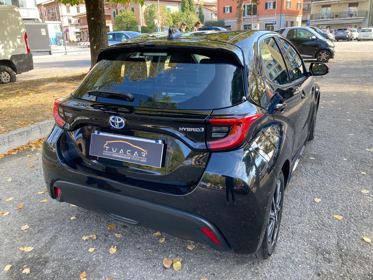 Toyota Yaris 1.5 HEV Active #7354