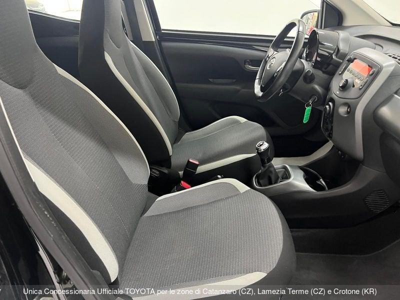 Toyota Aygo Aygo Connect 1.0 VVT-i 72 CV 5 porte x-play