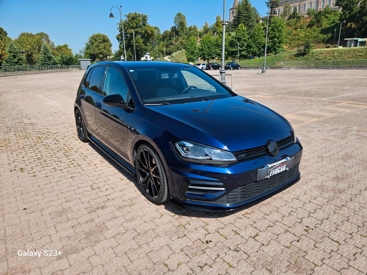 Volkswagen Golf 1.5 TSI ACT 5p. R line