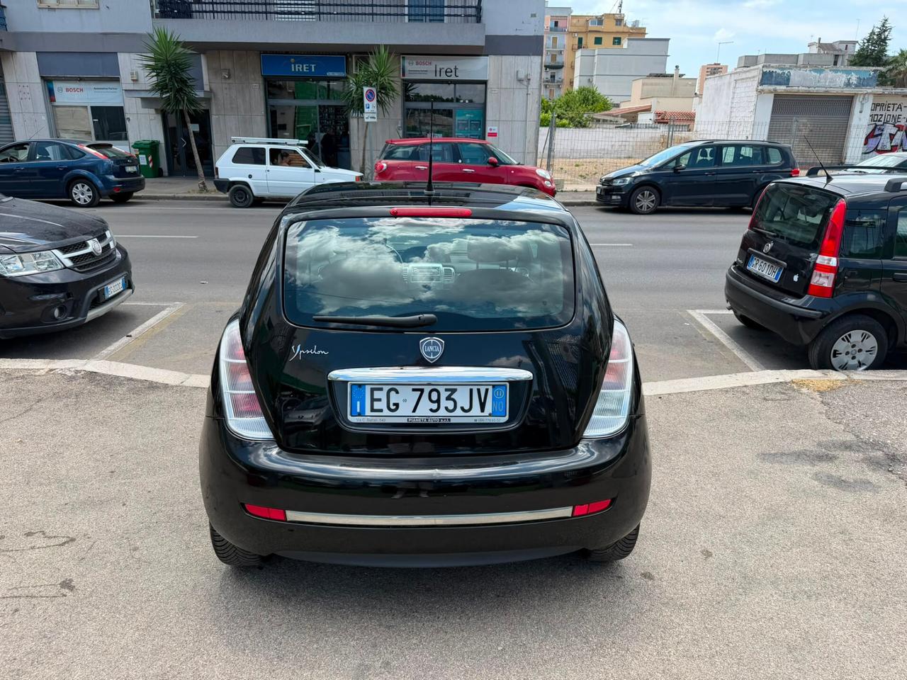 Lancia Ypsilon 1.2 BENZINA - 60 CAVALLI (44 KW) Diva - ANNO 2011