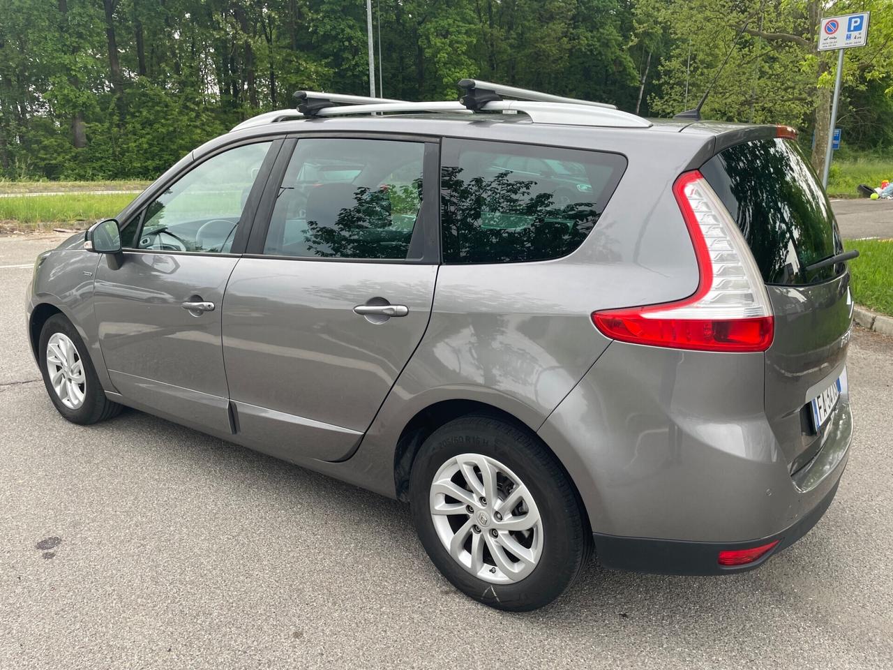 Renault Scenic Scénic 1.5 dCi 110CV Start&Stop*7 posti*Cerchi*Navi*