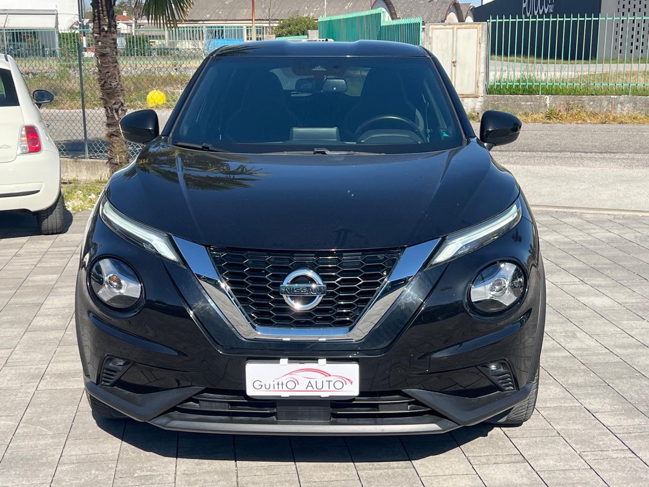Nissan Juke 1.0 DIG-T 114 CV N-Connecta