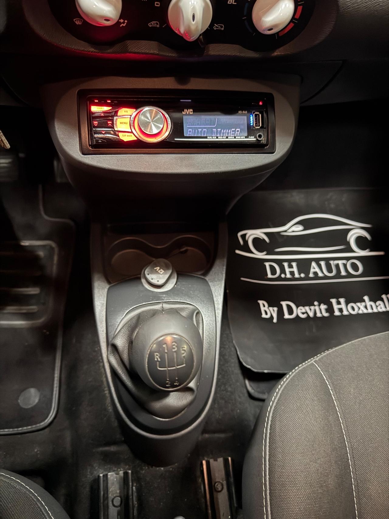 Renault Twingo 1.2 16V Live