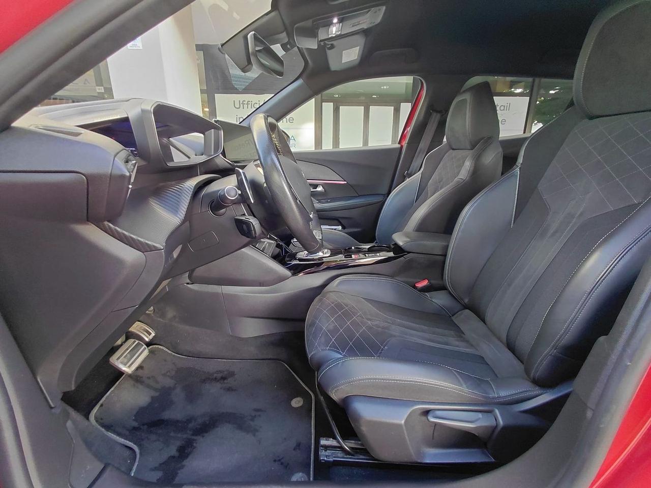 Peugeot 2008 Allure Pack 1.5 Blue HDI 130 #7949