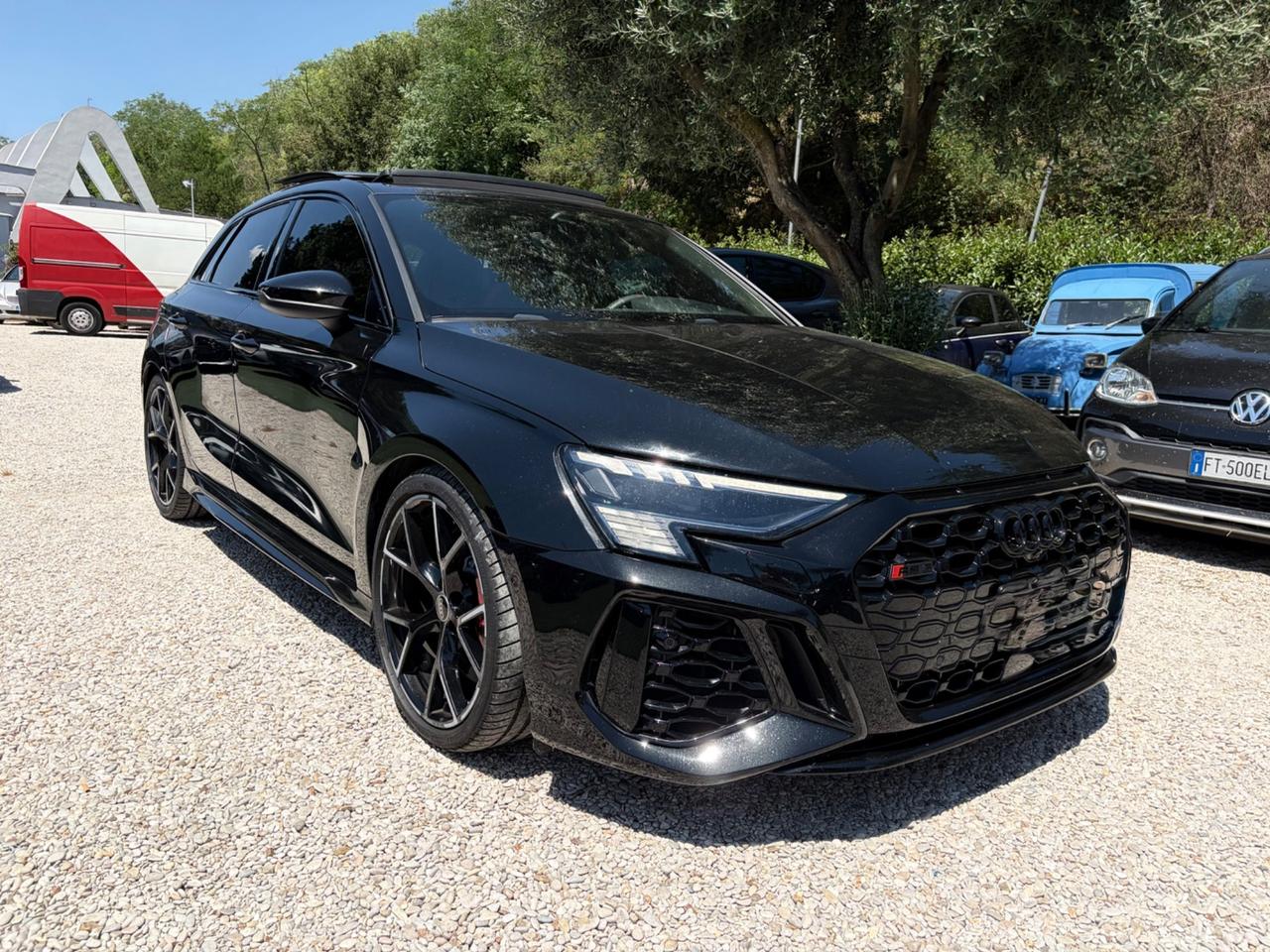 Audi RS3 Head-up display tetto bang&olufsen radar pack performance