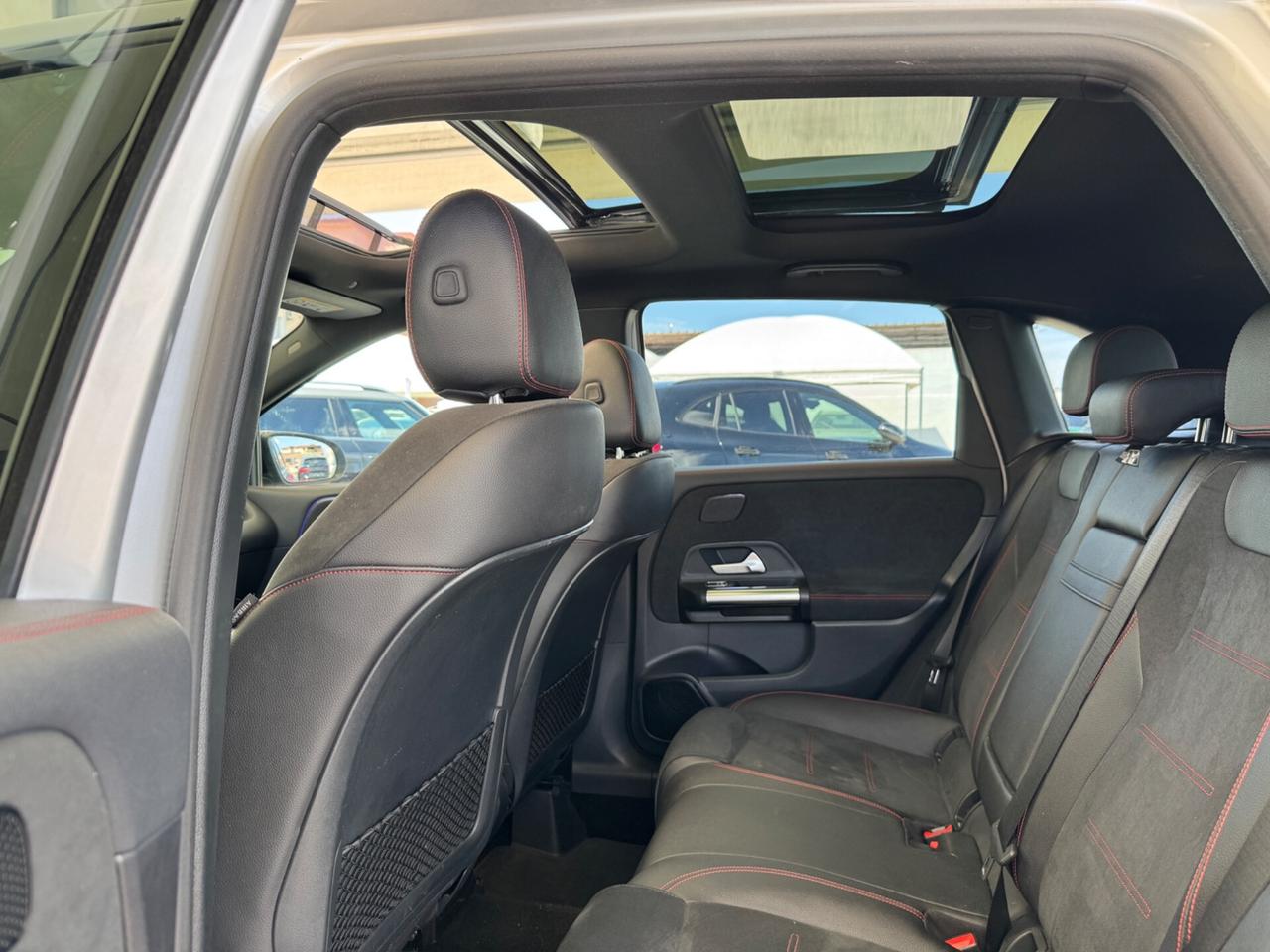 MERCEDES-BENZ B 180 d AUT. PREMIUM AMG / TETTO