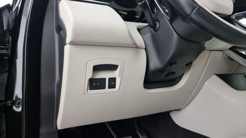 Land Rover Range Rover Velar 2.0D I4 204 CV R-Dynamic S