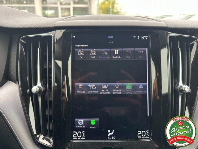 VOLVO XC60 B4 (d) AWD Geartronic Momentum