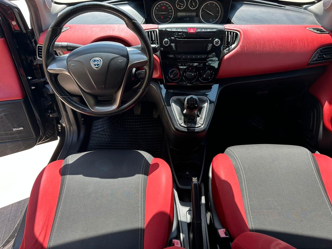 Lancia Ypsilon 1.3 MJT 16V 95 CV 5 porte S&S Gold