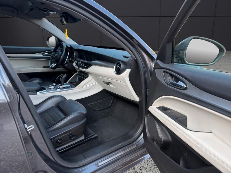 ALFA ROMEO Stelvio Stelvio 2.2 Turbodiesel 210 ...