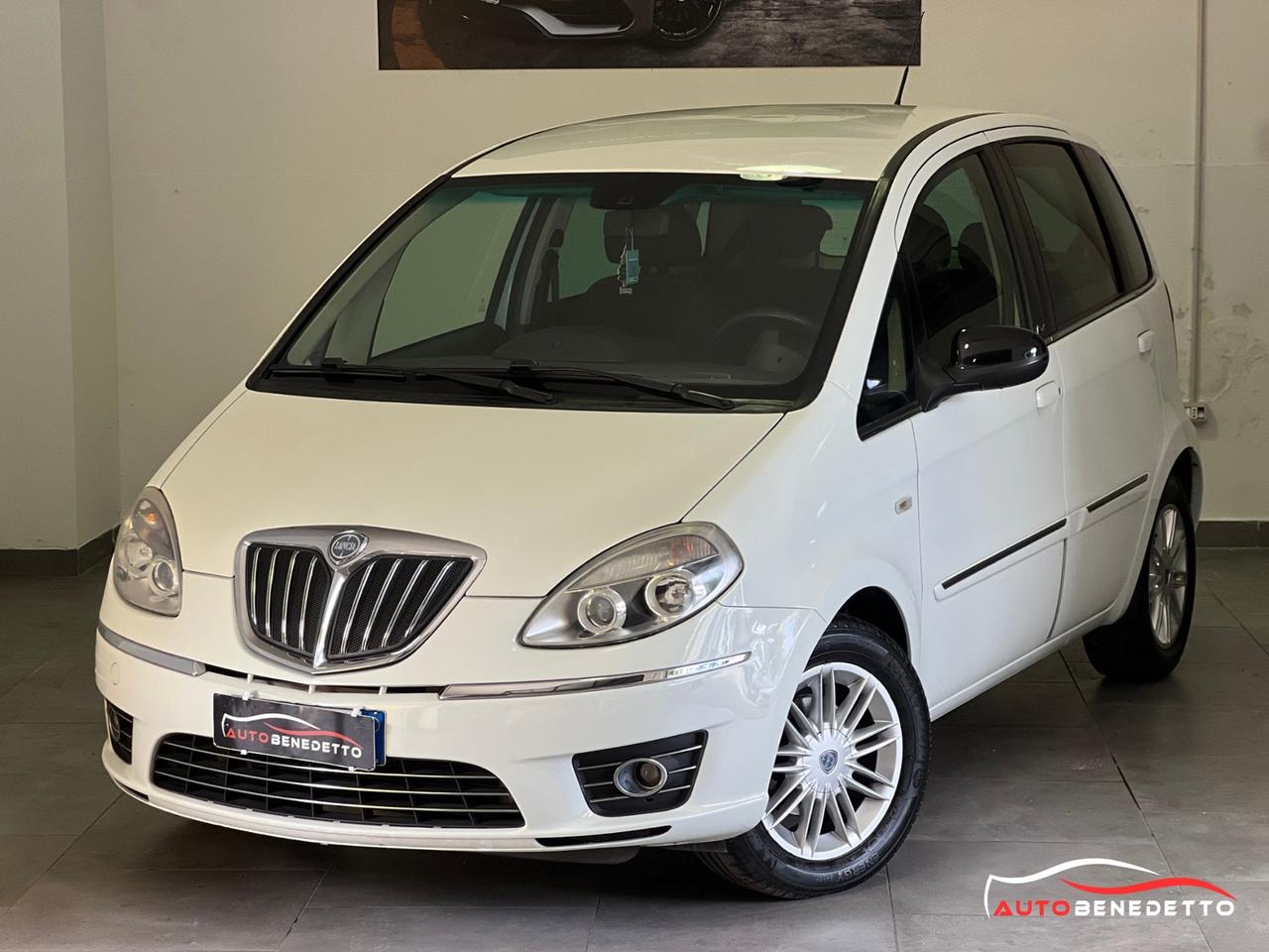 Lancia MUSA 1.4 16V Platinum 2011