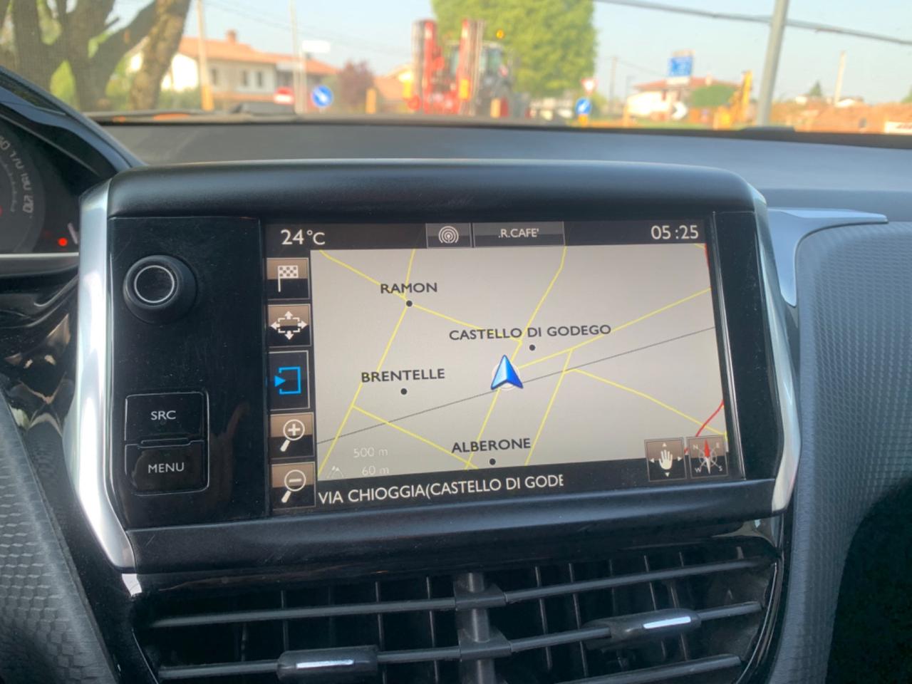 Peugeot 2008 BlueHDi 100 Allure