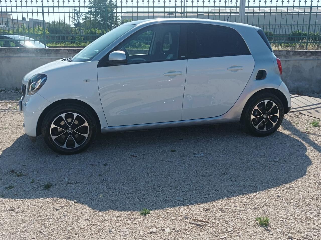 Smart ForFour 70 1.0 Passion