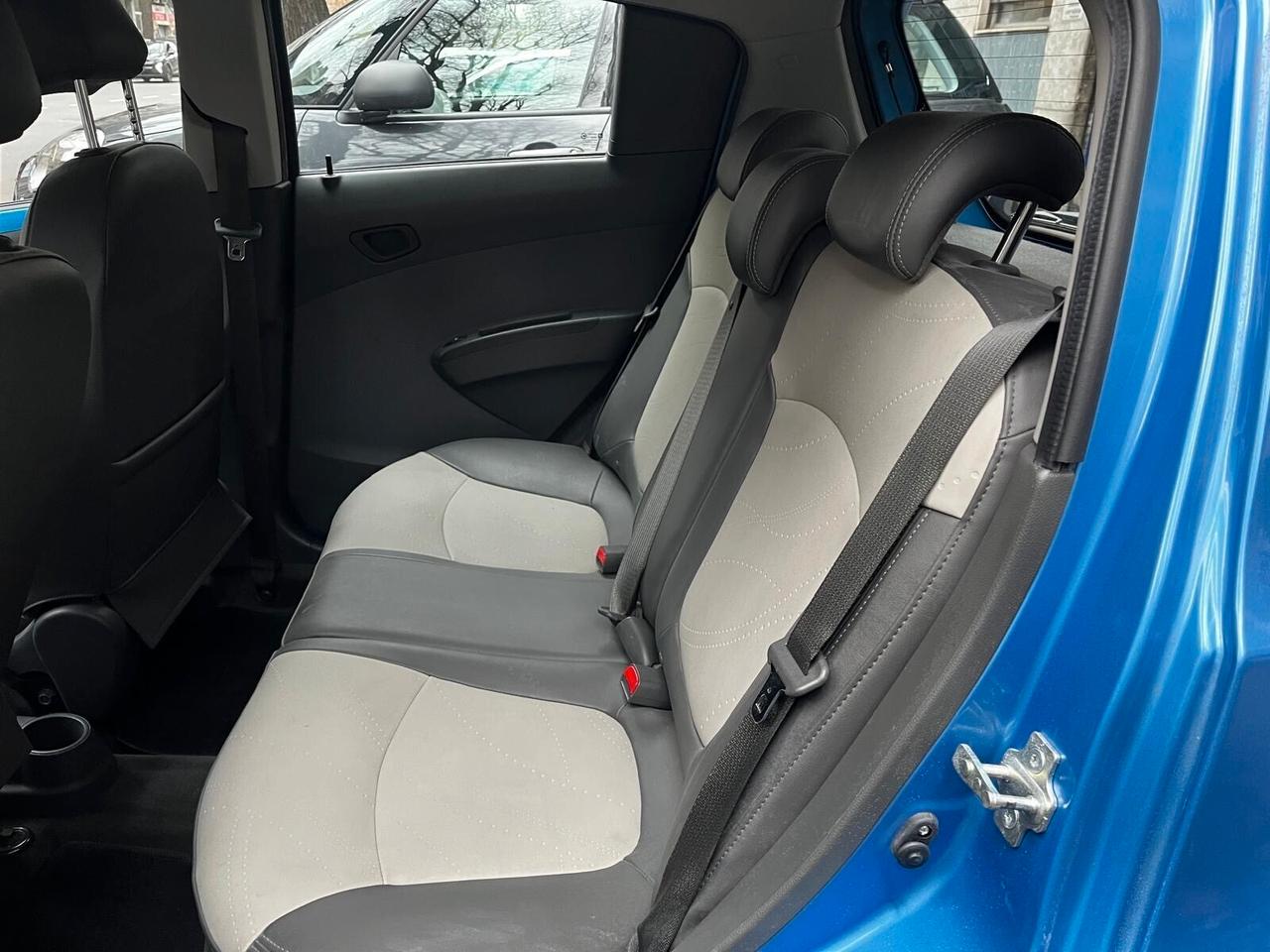 Chevrolet Spark 1.0 LT