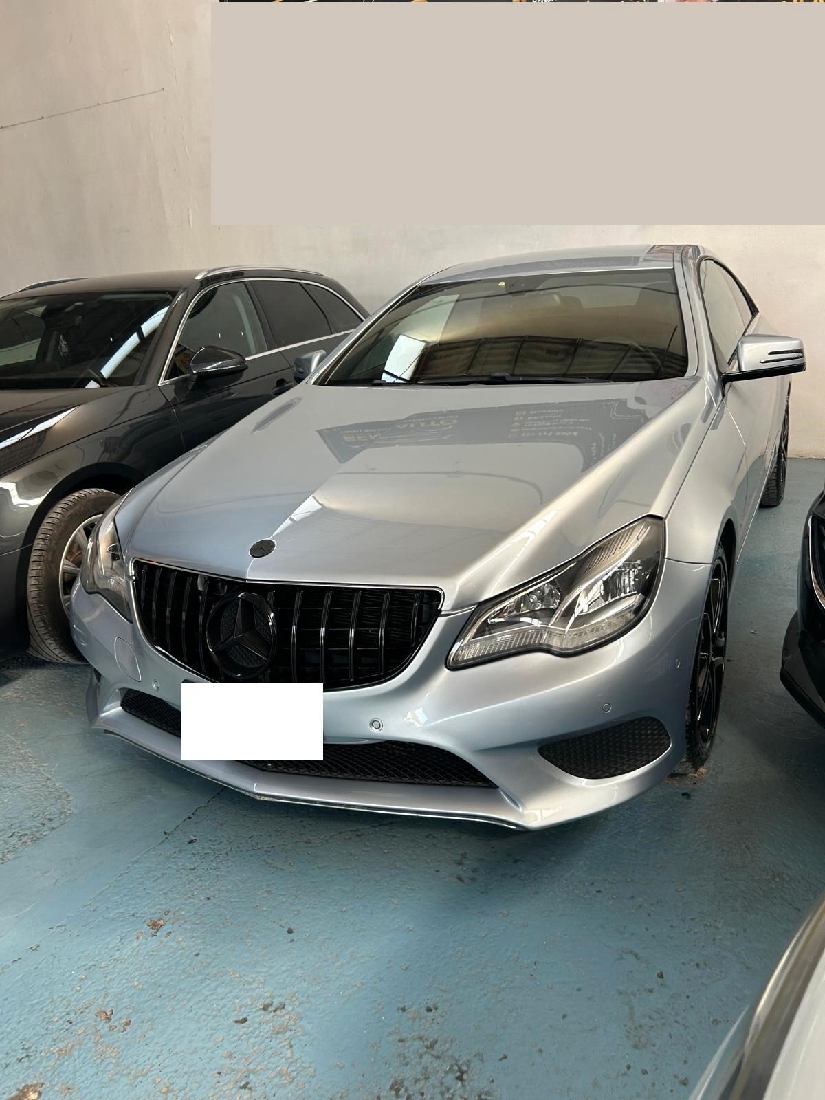 Mercedes-benz E 220 CDI Coupé Premium