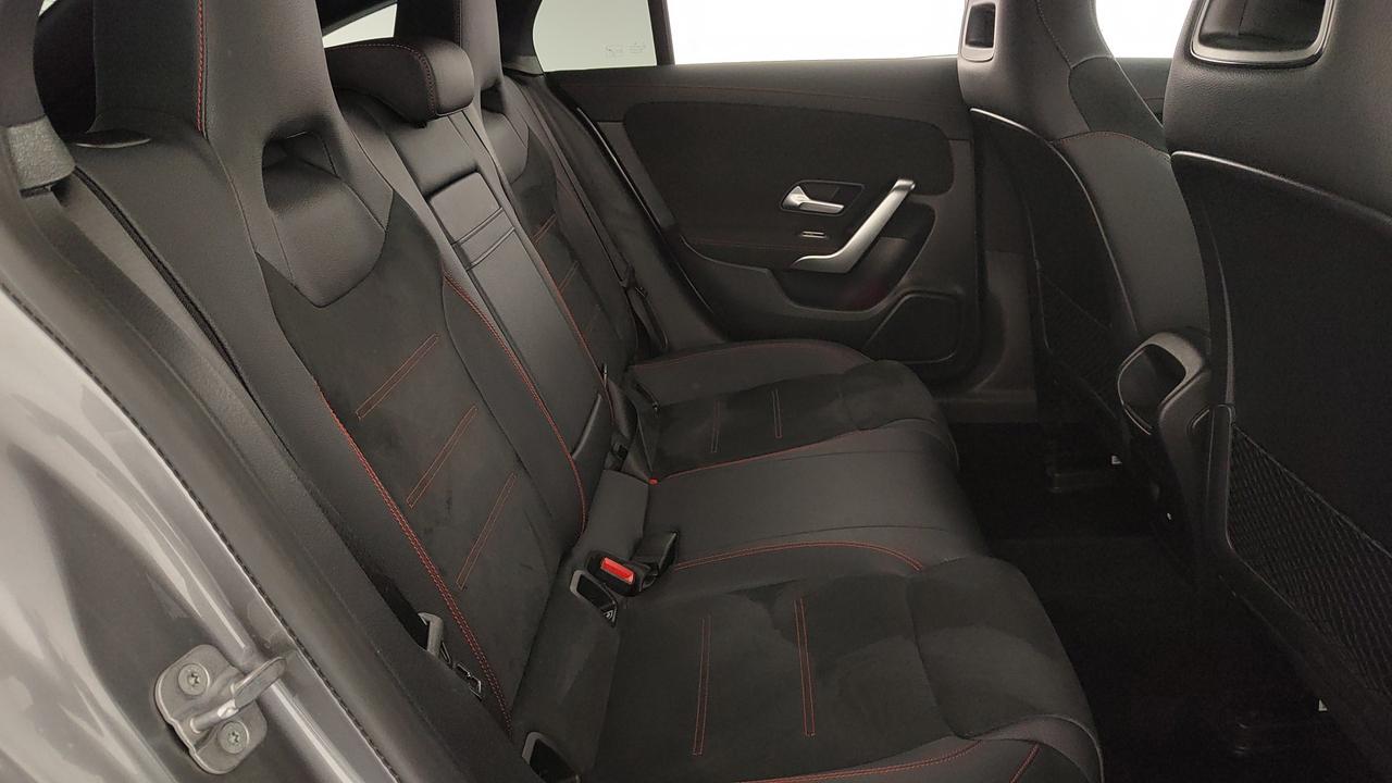 Mercedes-Benz CLA Shooting Brake 200 d Advanced auto