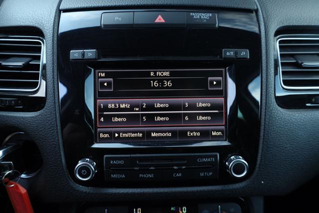 VOLKSWAGEN Touareg 3.0 TDI 245 CV tiptronic BlueMotion Tech