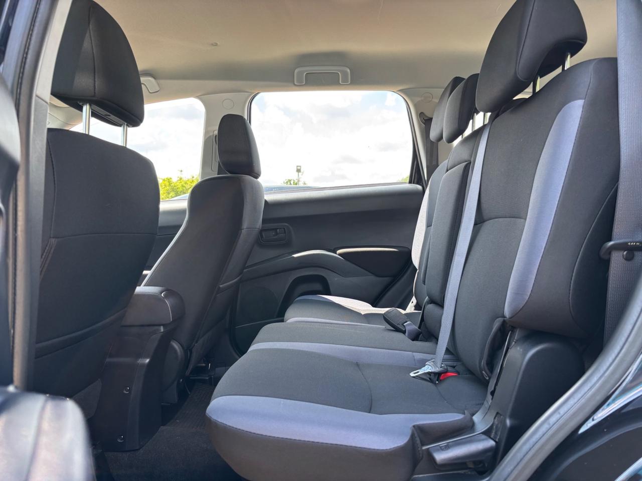 Mitsubishi Outlander 2.0 DI-D Intense DPF