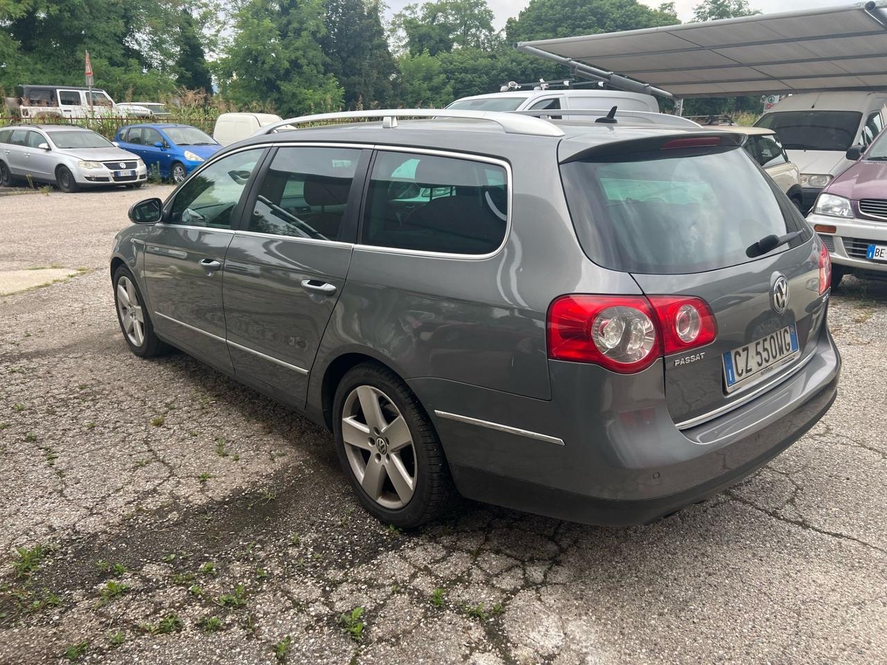 Volkswagen Passat 2.0 16V TDI Var. Highline Anno 2006