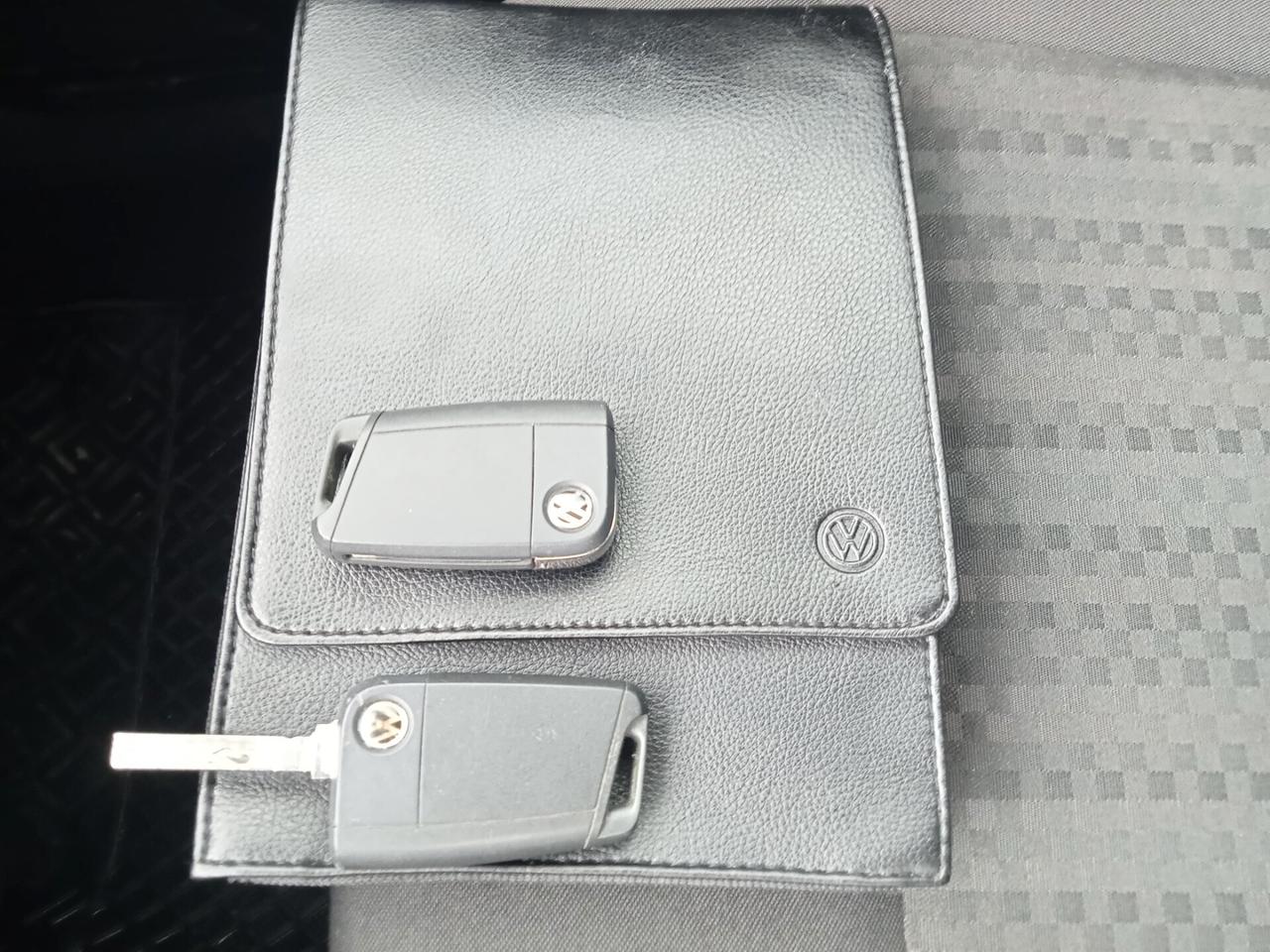 Volkswagen Polo SENZA BS PAGA