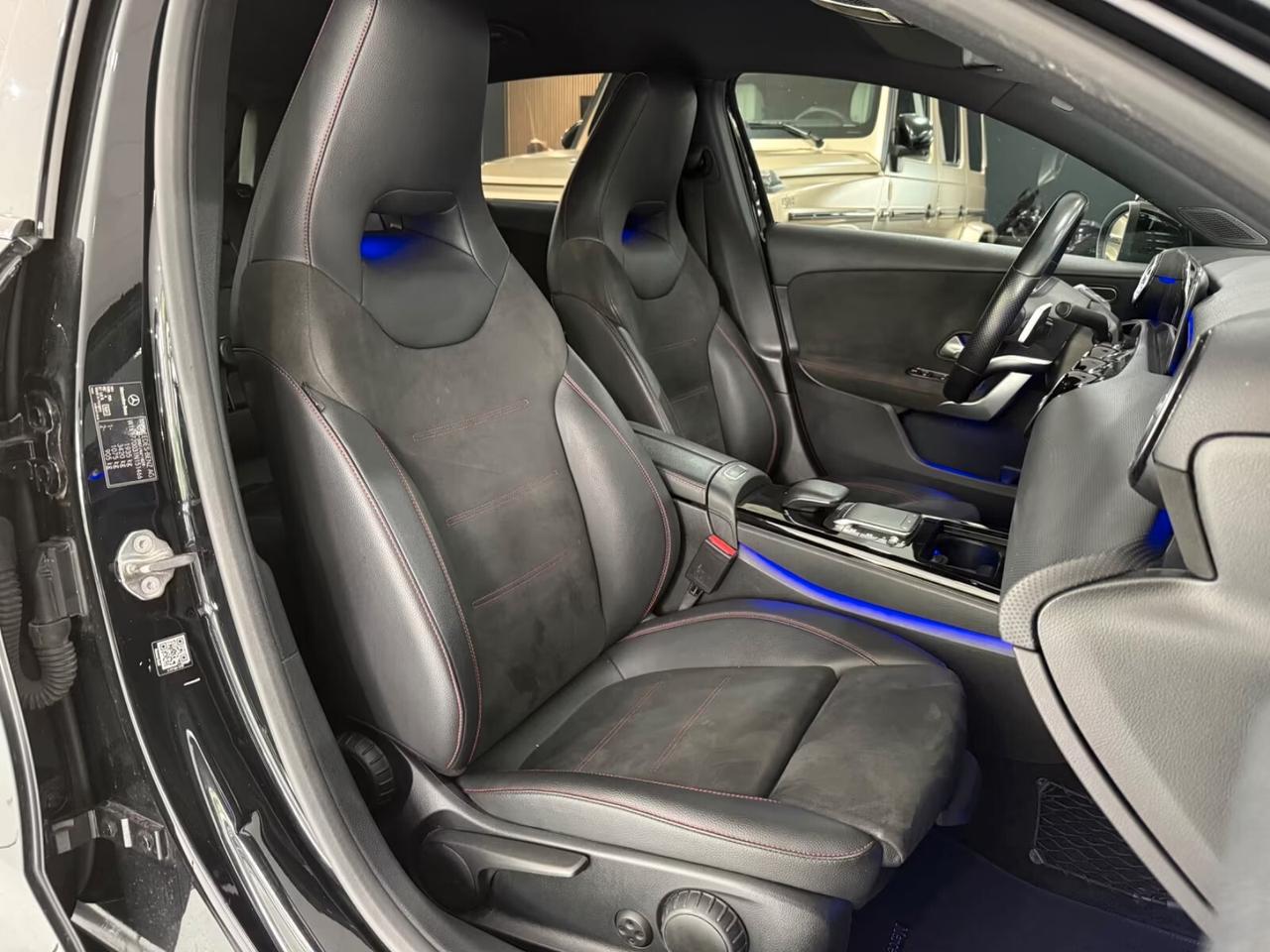 Mercedes-benz A 180 d Automatic amg premium pack luci