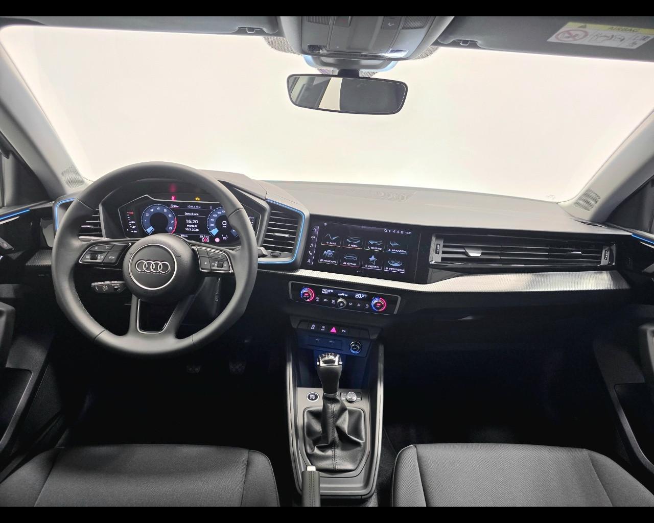 AUDI A1 ALLSTREET 30 TFSI IDENTITY CONTRAST