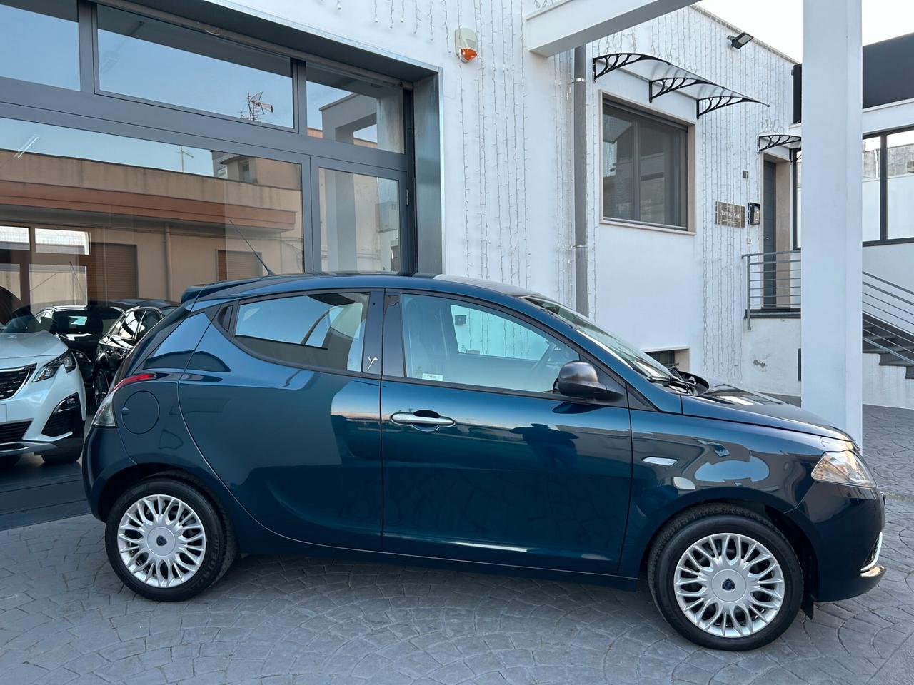 Lancia Ypsilon 1.3 MJ 95Cv GOLD EURO6-2016