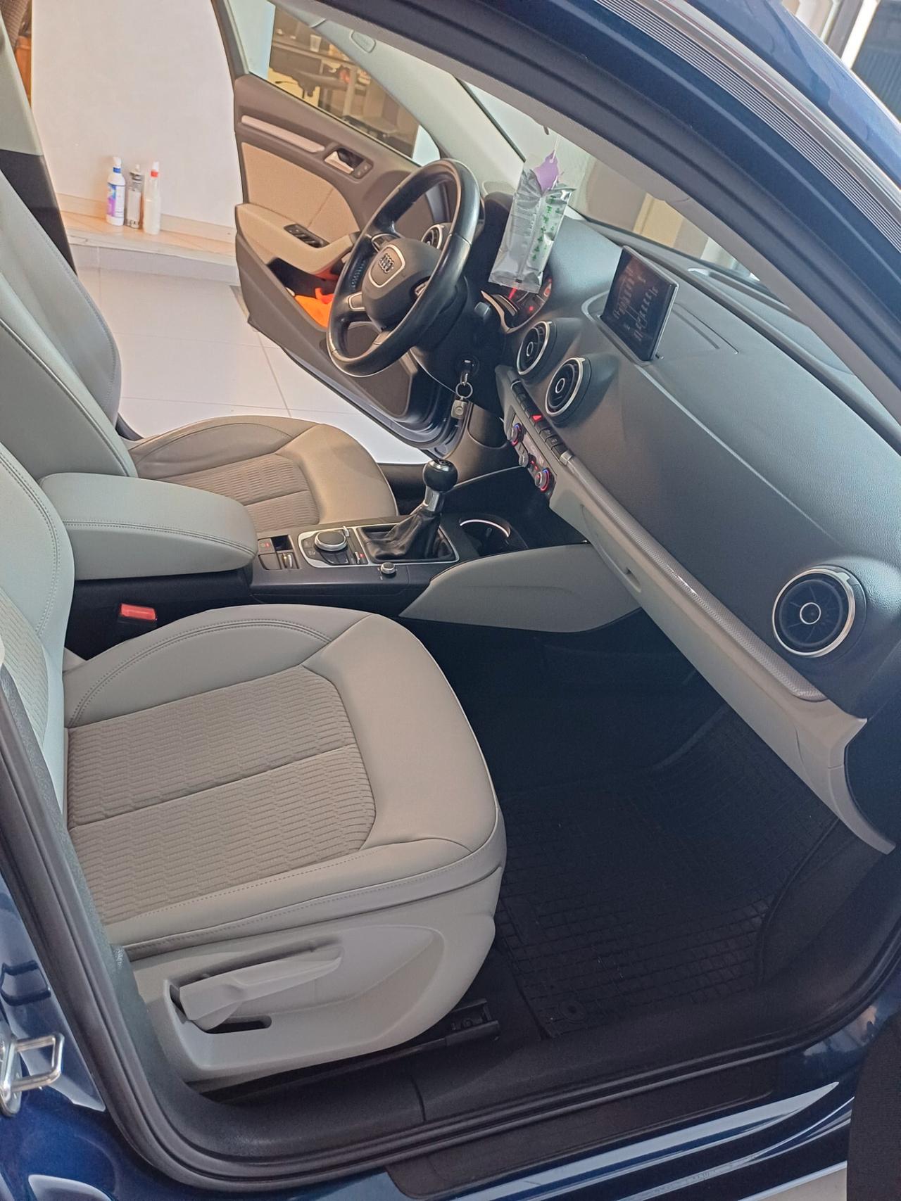 Audi A3 1.6 TDI diesel 110cv