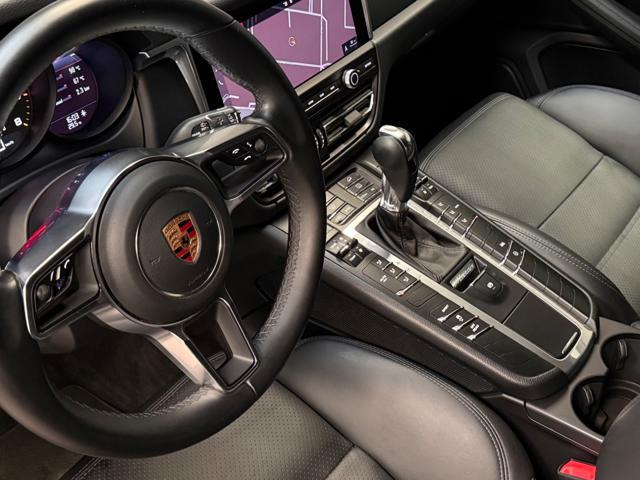 PORSCHE Macan 2.0