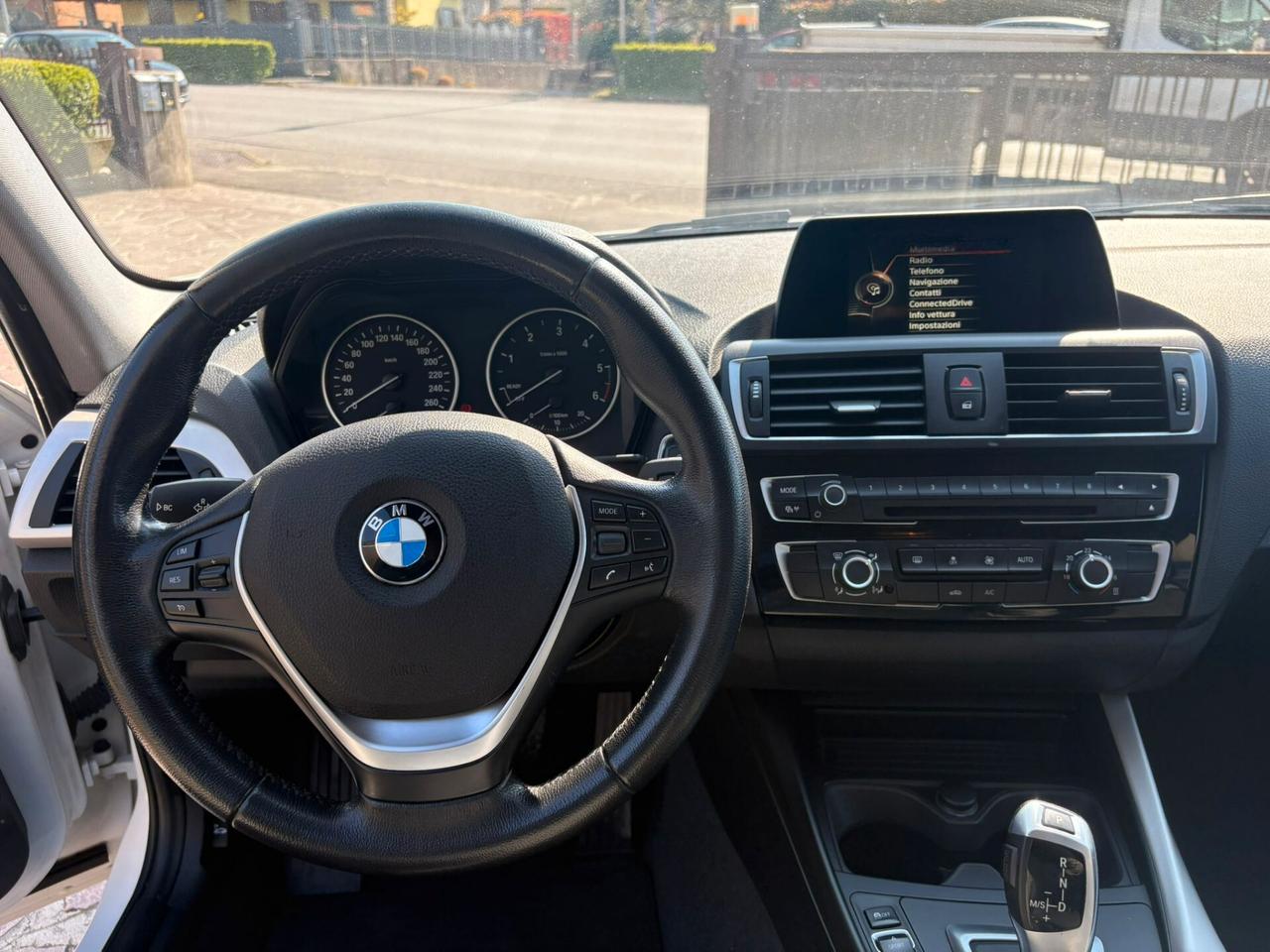 Bmw 116 116d 5p. Business