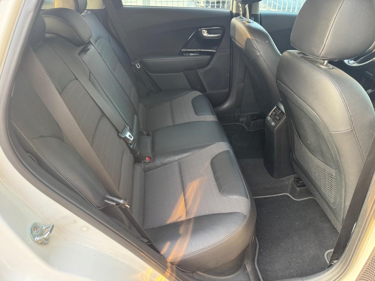 Kia Niro 1.6 GDi DCT HEV IBRIDA garanzia 12 mesi