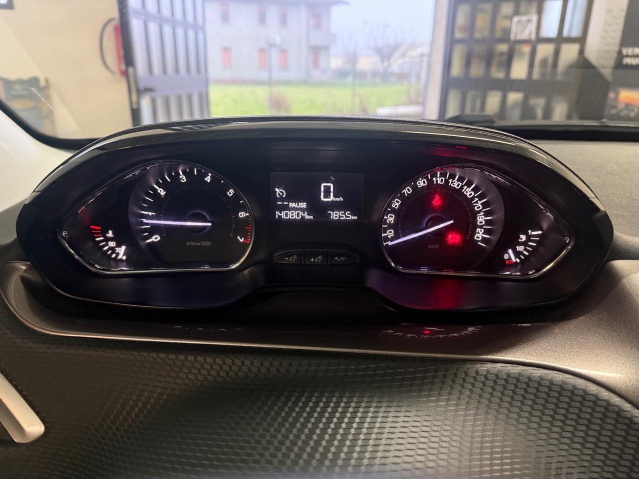 Peugeot 2008 1.2 VTi 82CV Active