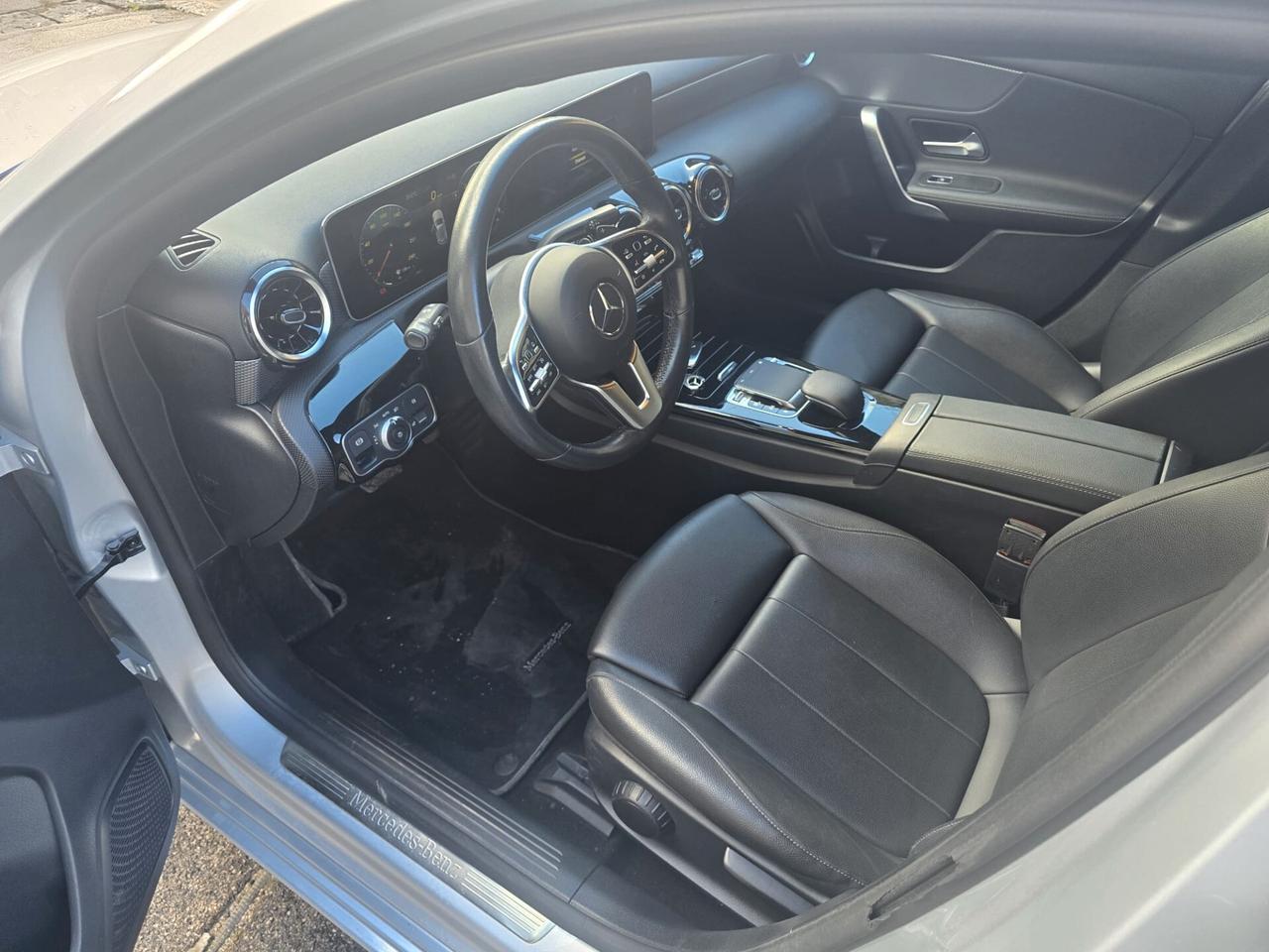 Mercedes-Benz A 180 d Automatic Sport full pelle