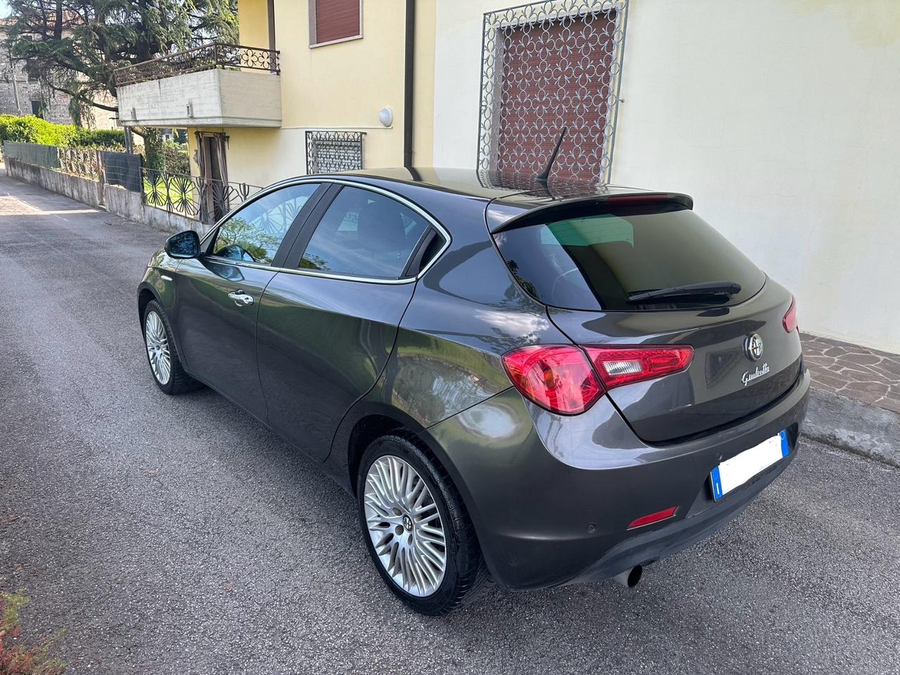 Alfa Romeo Giulietta 1.4 Turbo MultiAir TCT Exclusive