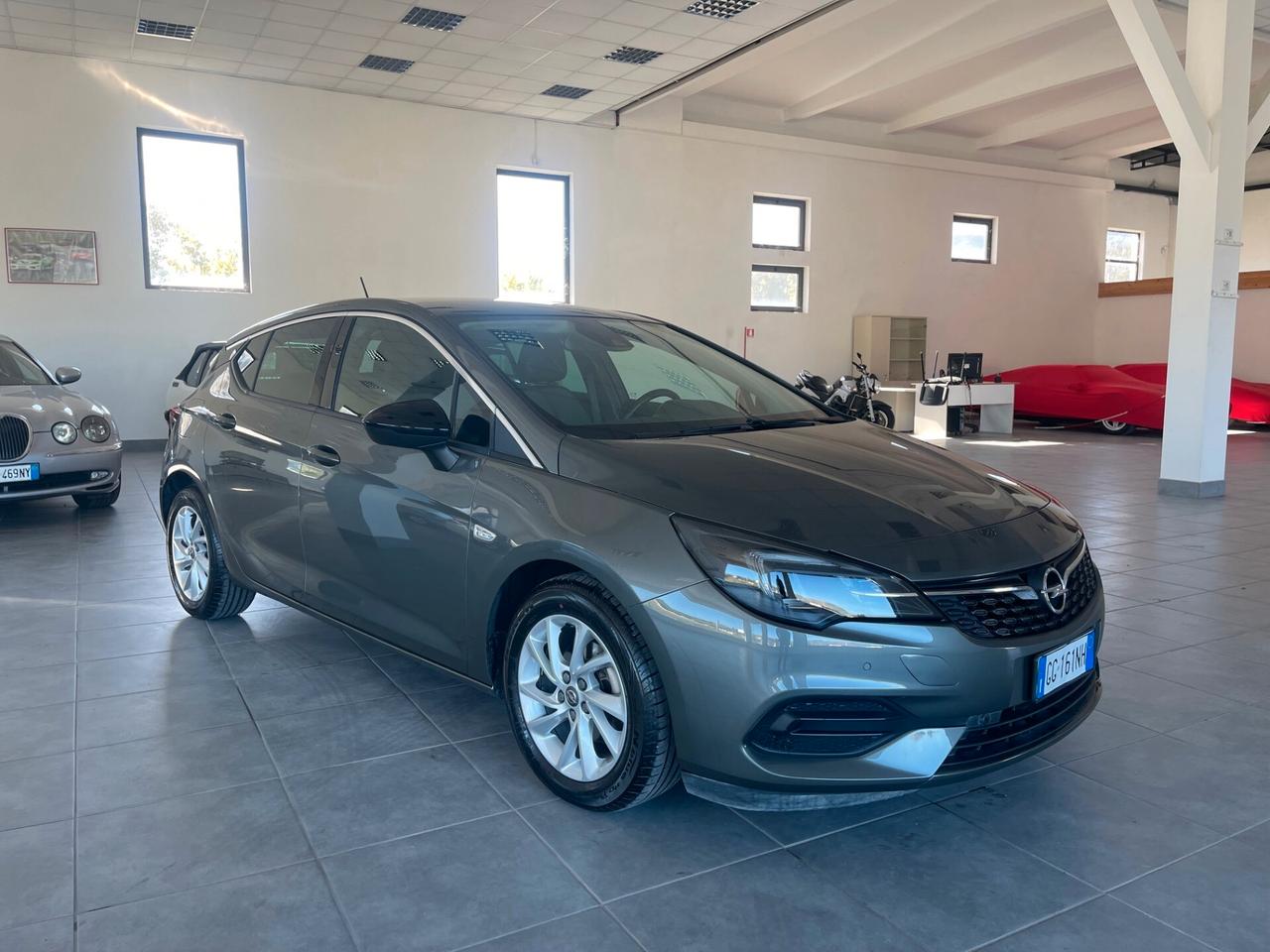 Opel Astra 1.5 CDTI 105 CV S&S 5 porte Business Elegance