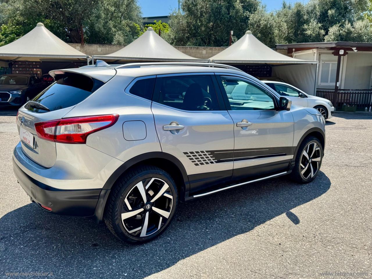 NISSAN Qashqai 1.6 dCi 4WD N-Connecta