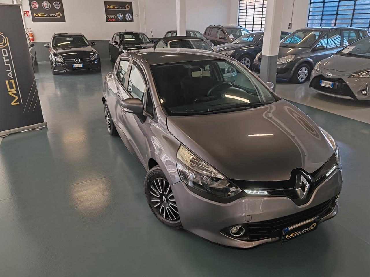 Renault Clio 1.2 75CV 5 porte Wave