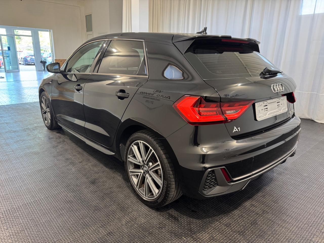 Audi A1 SPB 30 TFSI S line edition