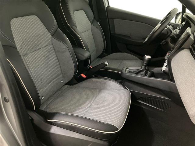 RENAULT Clio 1.0 TCe Techno