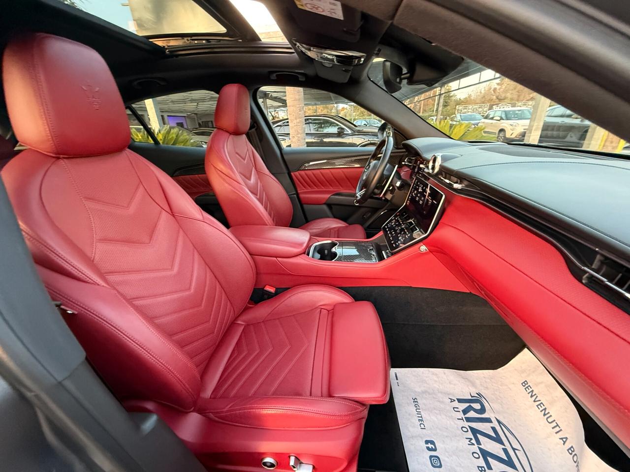Maserati Grecale MHEV 330 CV AWD Modena Tetto Sonos Faber Grigio Lava