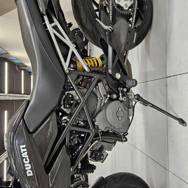 Ducati Hypermotard 796 - 2011