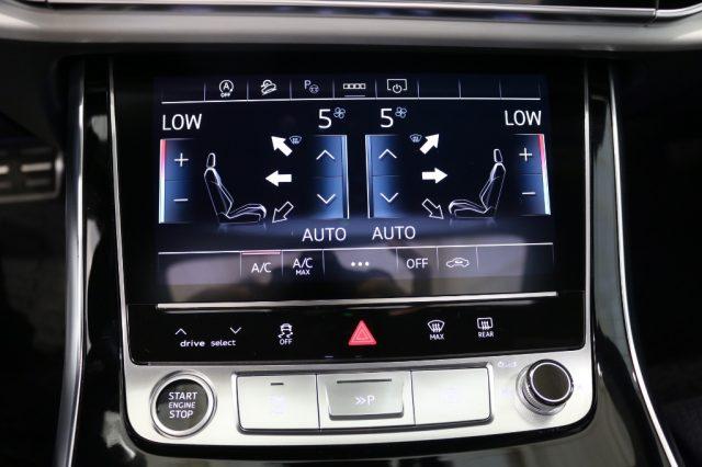 AUDI Q8 55 TFSI quattro tiptronic Sport