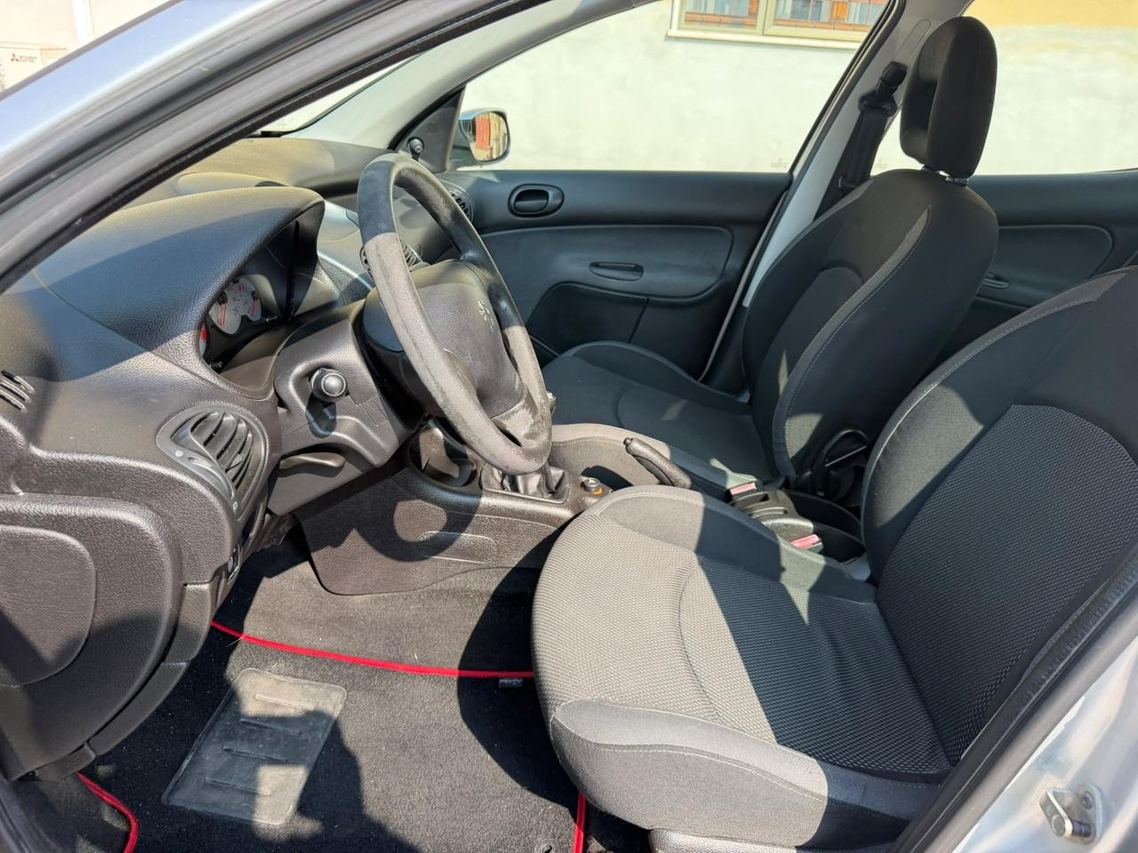 Peugeot 206 1.4 5p. Enfant Terrible