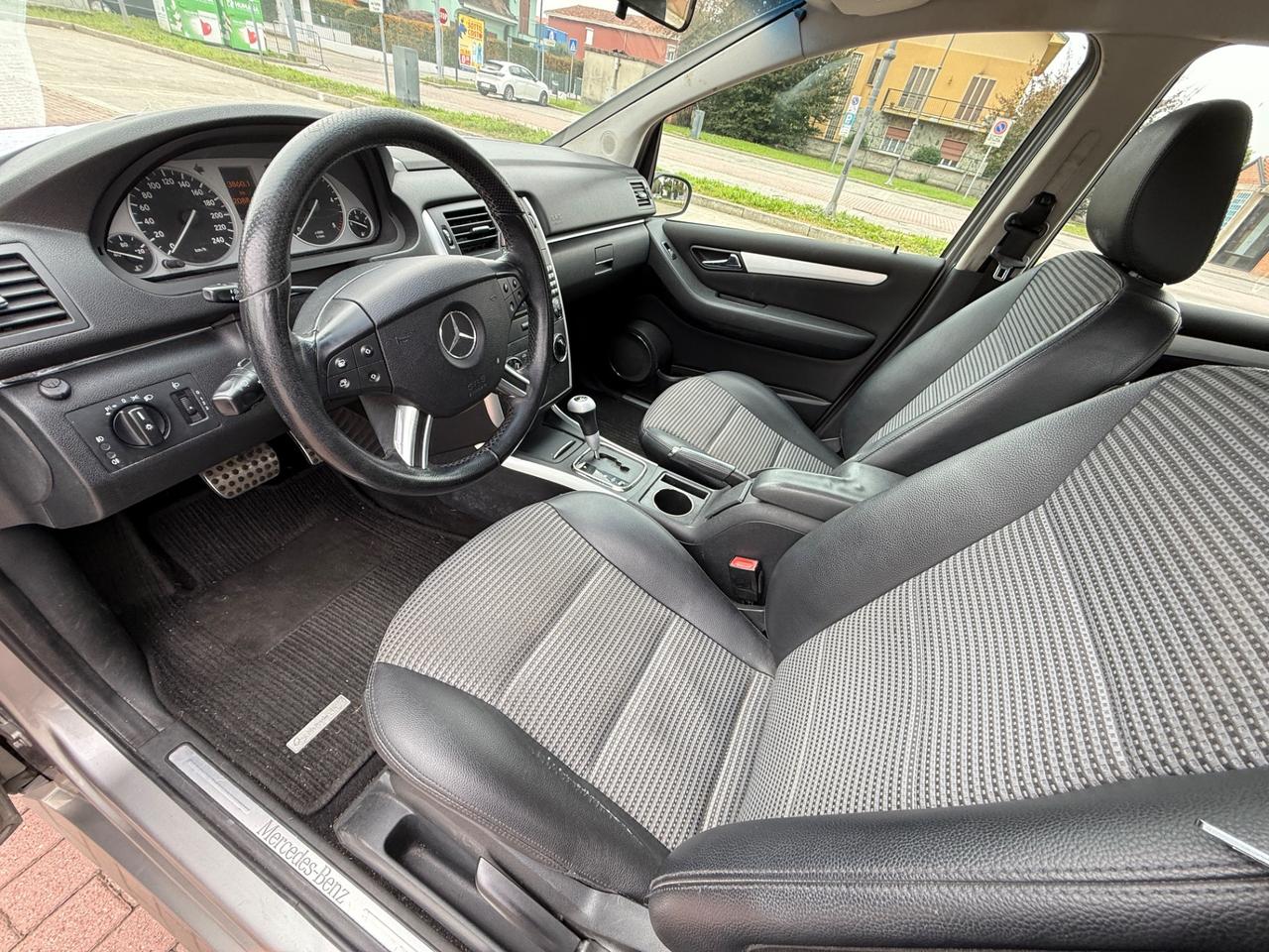 Mercedes-benz B 200 CDI Sport