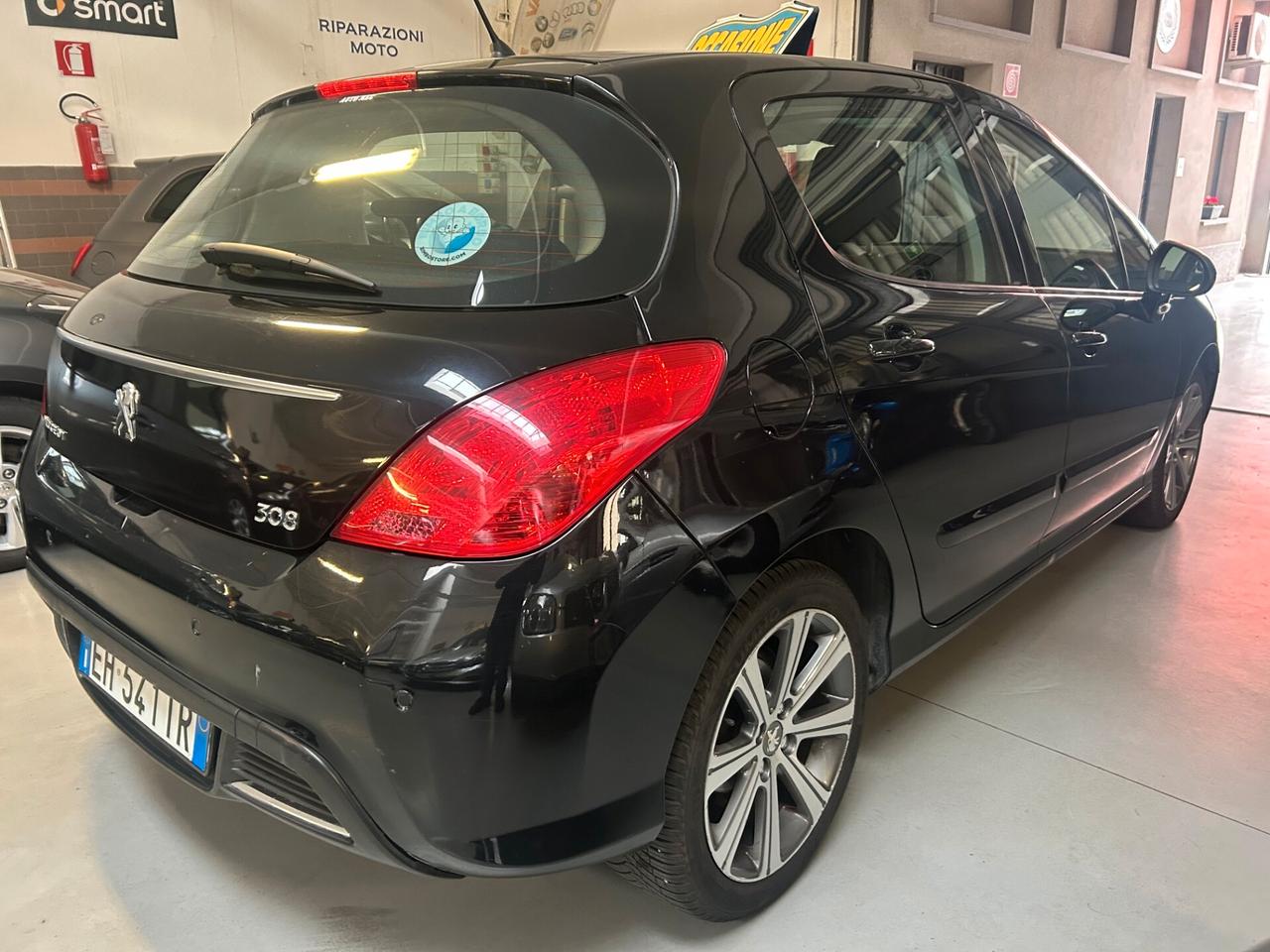 Peugeot 308 1.6 THP 156CV 5p. Allure