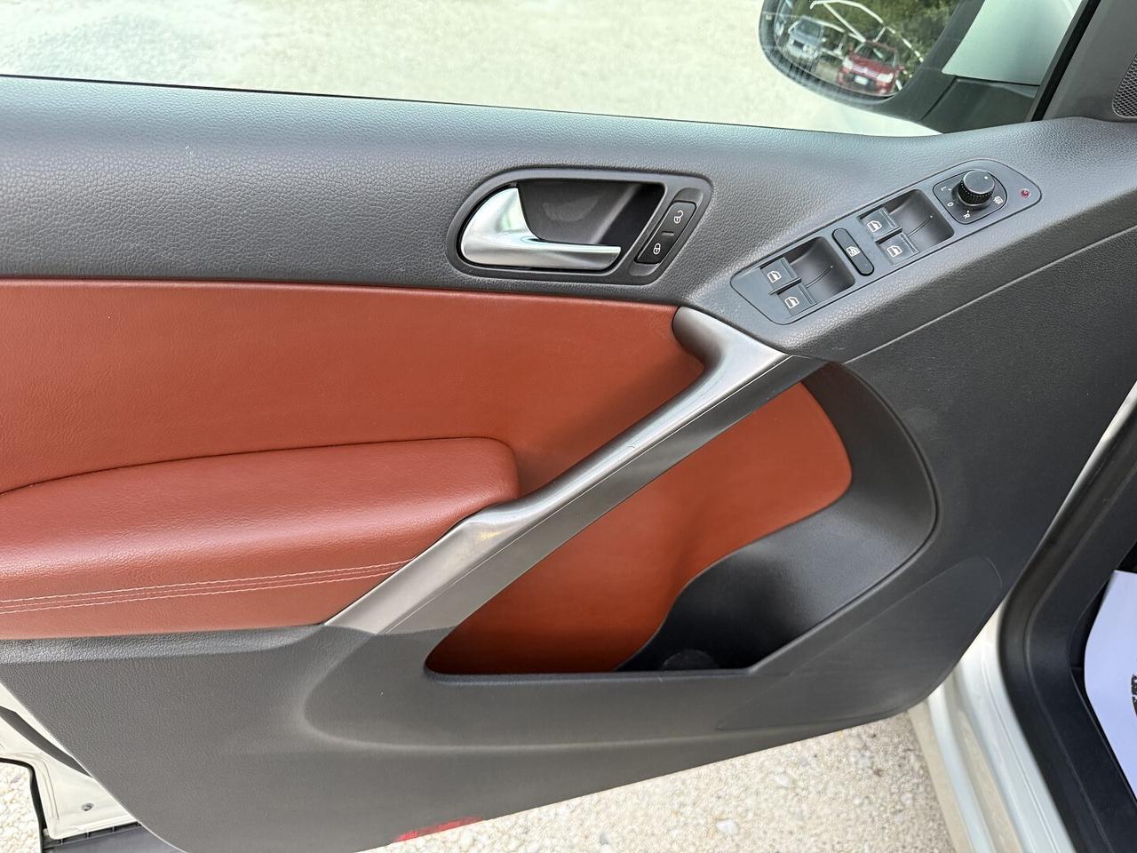 VOLKSWAGEN TIGUAN 2.0 TDI 4MOTION UNICO FULL