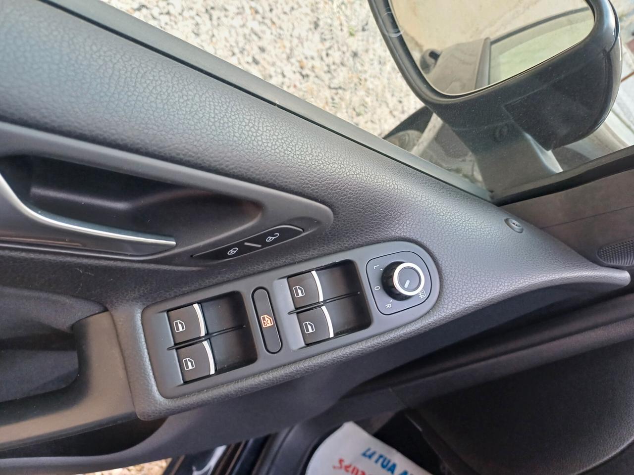 Volkswagen Golf 1.6 TDI DPF 5p. Highline