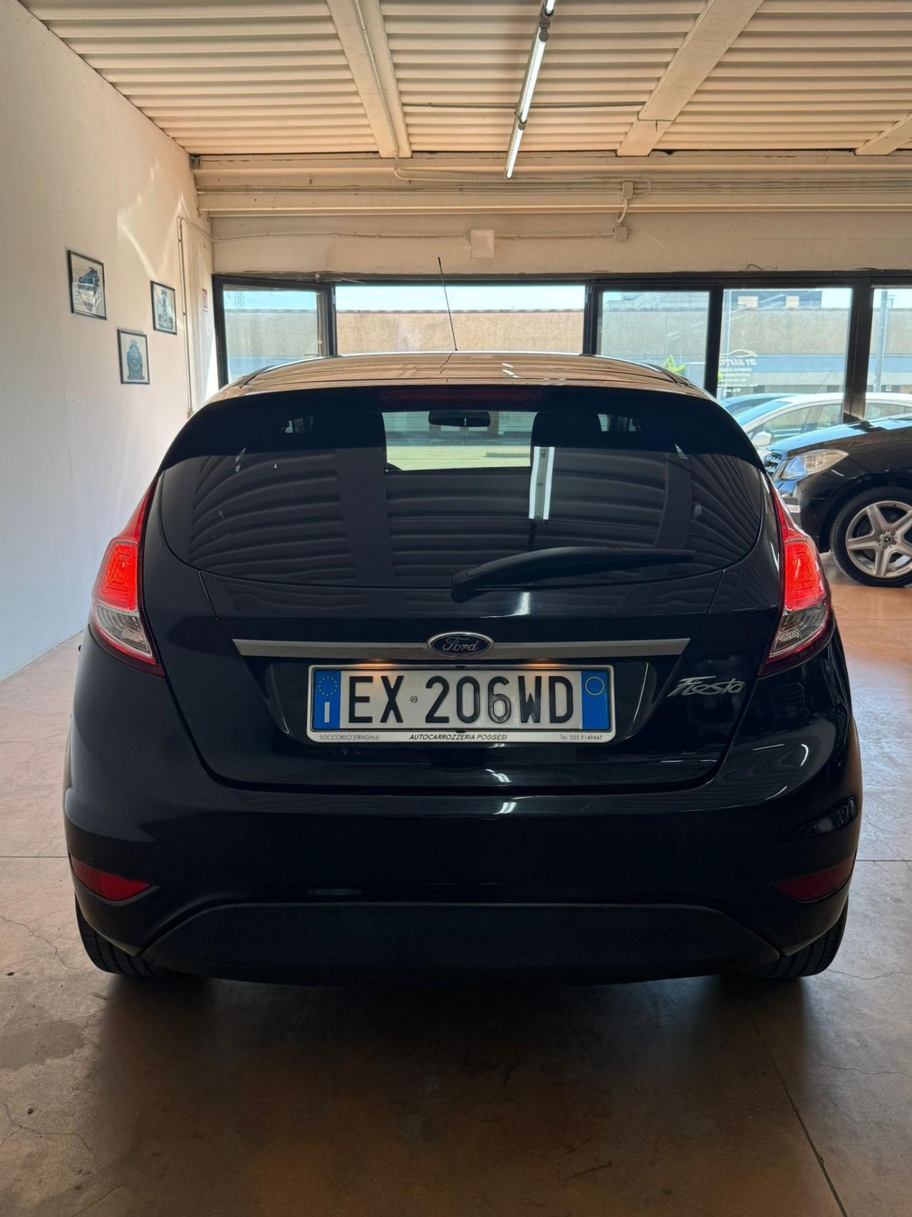 Ford Fiesta 1.5 TDCi 75CV 5 porte Titanium