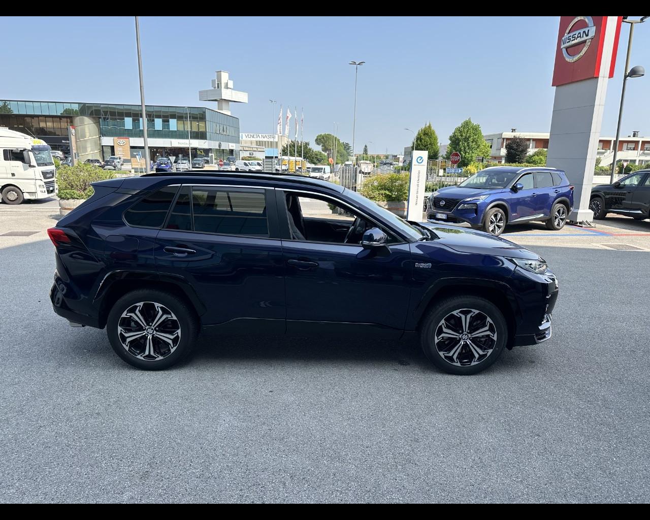 SUZUKI Across - Across 2.5 Plug-in Hybrid E-CVT 4WD Top