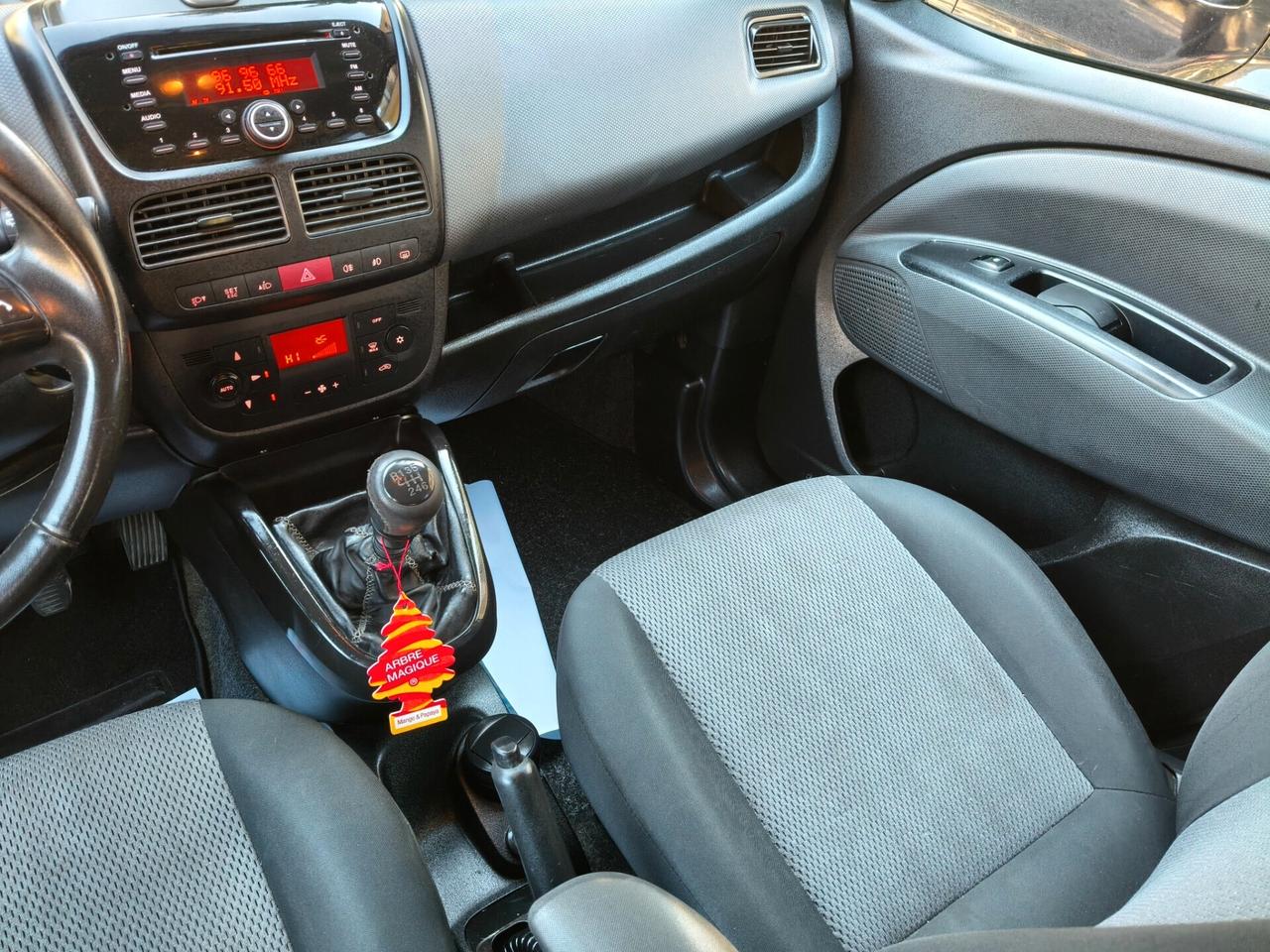 Fiat Doblo Doblò 1.4 Natural Power Emotion 5 POSTI